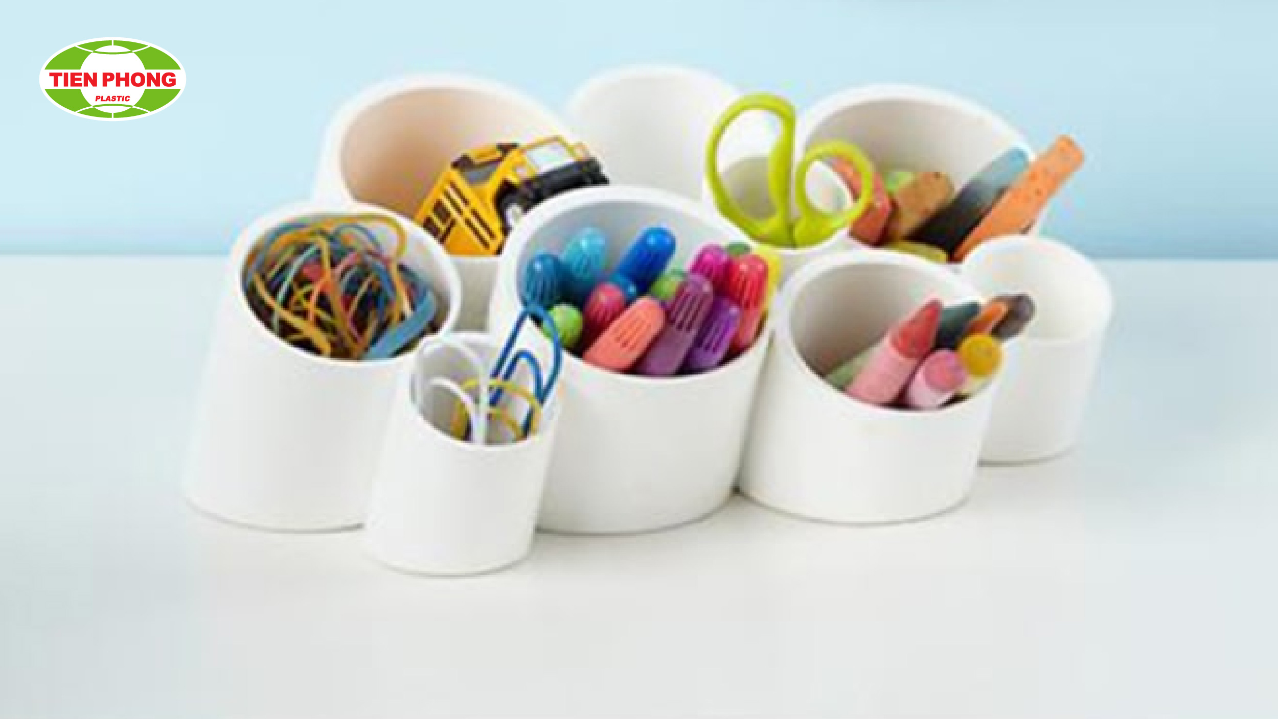 Hộp đựng bút bằng ống nhựa handmade