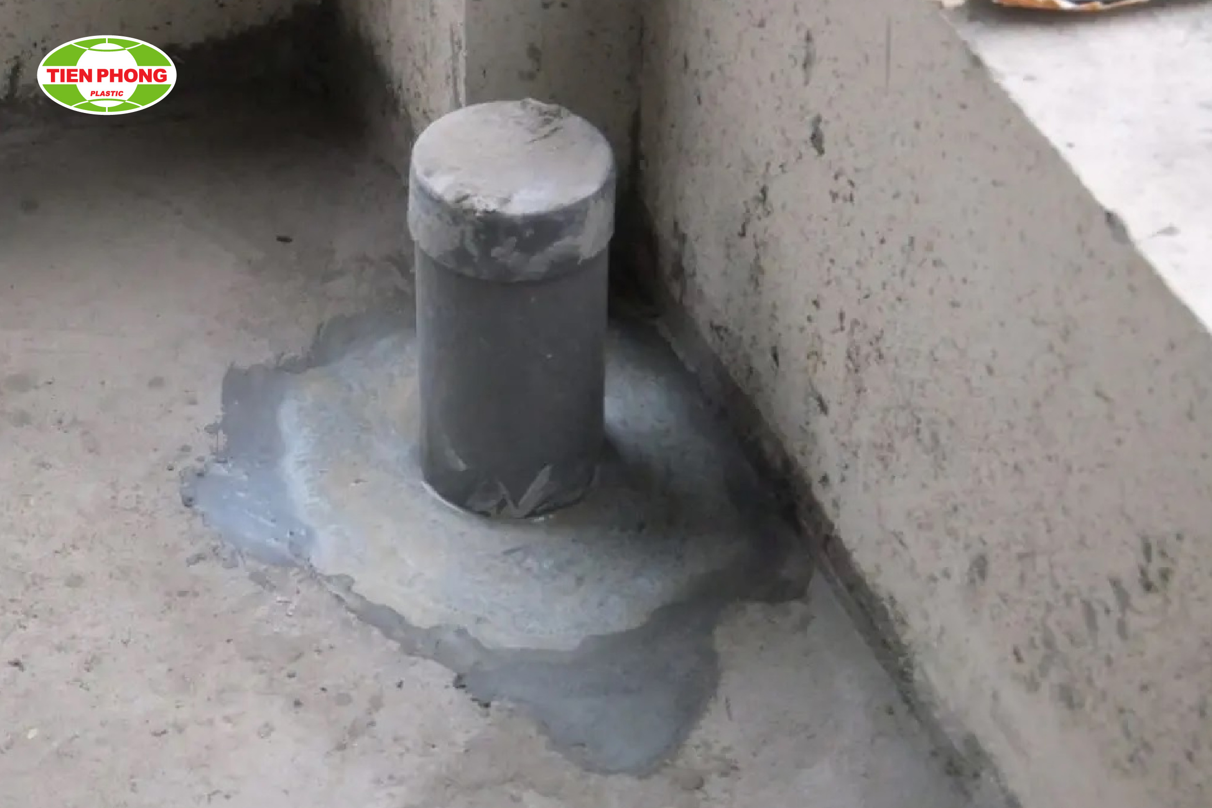 Loại vữa không co ngót trám lỗ thoát sàn