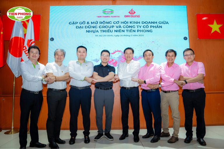 đại diện tiền phong nam và đại dũng group