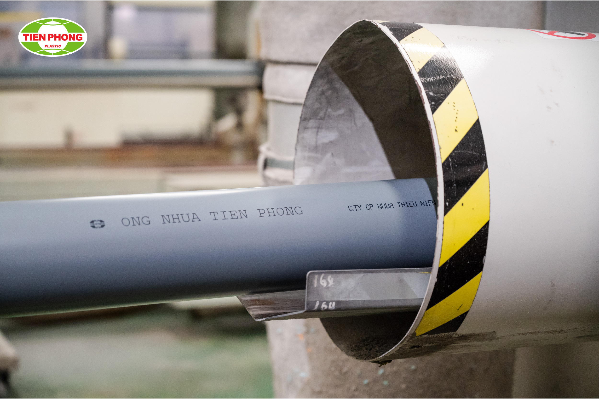 Bề mặt ống nhựa chất lượng - in logo thương hiệu Nhựa Tiền Phong