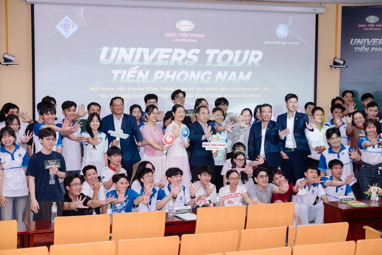 UNITOURs TIỀN PHONG NAM ĐỒNG HÀNH CÙNG SINH VIÊN BÁCH KHOA CẦN THƠ TIẾP CẬN XU HƯỚNG CÔNG TRÌNH XANH