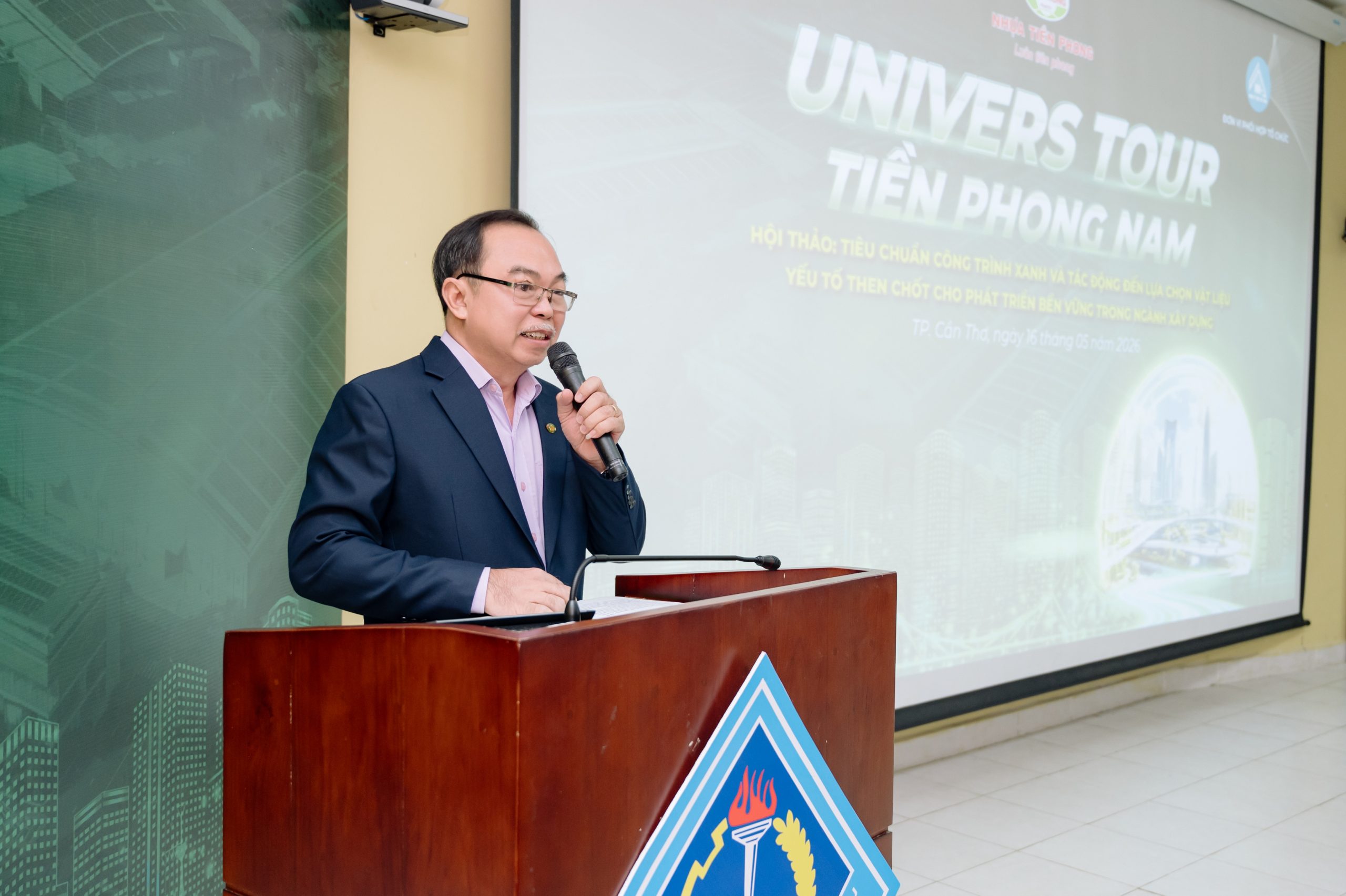 Đại diện Công ty Cổ phần Nhựa Thiếu niên Tiền Phong phía Nam, ông Nguyễn Ngọc Tâm cho biết doanh nghiệp kỳ vọng Univers Tour sẽ góp phần kết nối đào tạo với thực tiễn và đồng hành cùng các trường đại học trong phát triển nguồn nhân lực chất lượng cao.