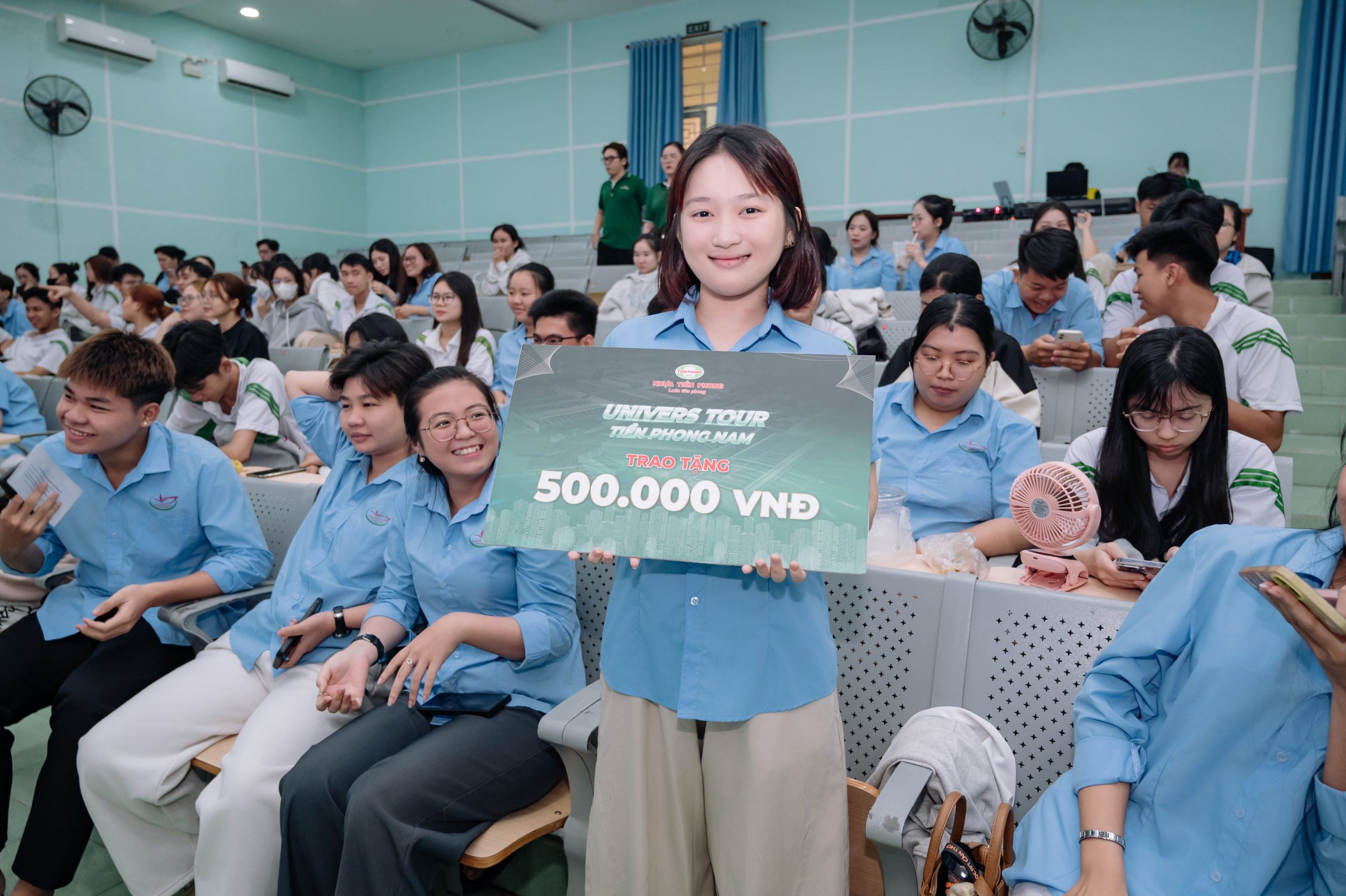 Những hoạt động thực tiễn tại chương trình đã góp phần giúp sinh viên nâng cao khả năng thích nghi, tư duy đổi mới và định hướng nghề nghiệp trong tương lai.