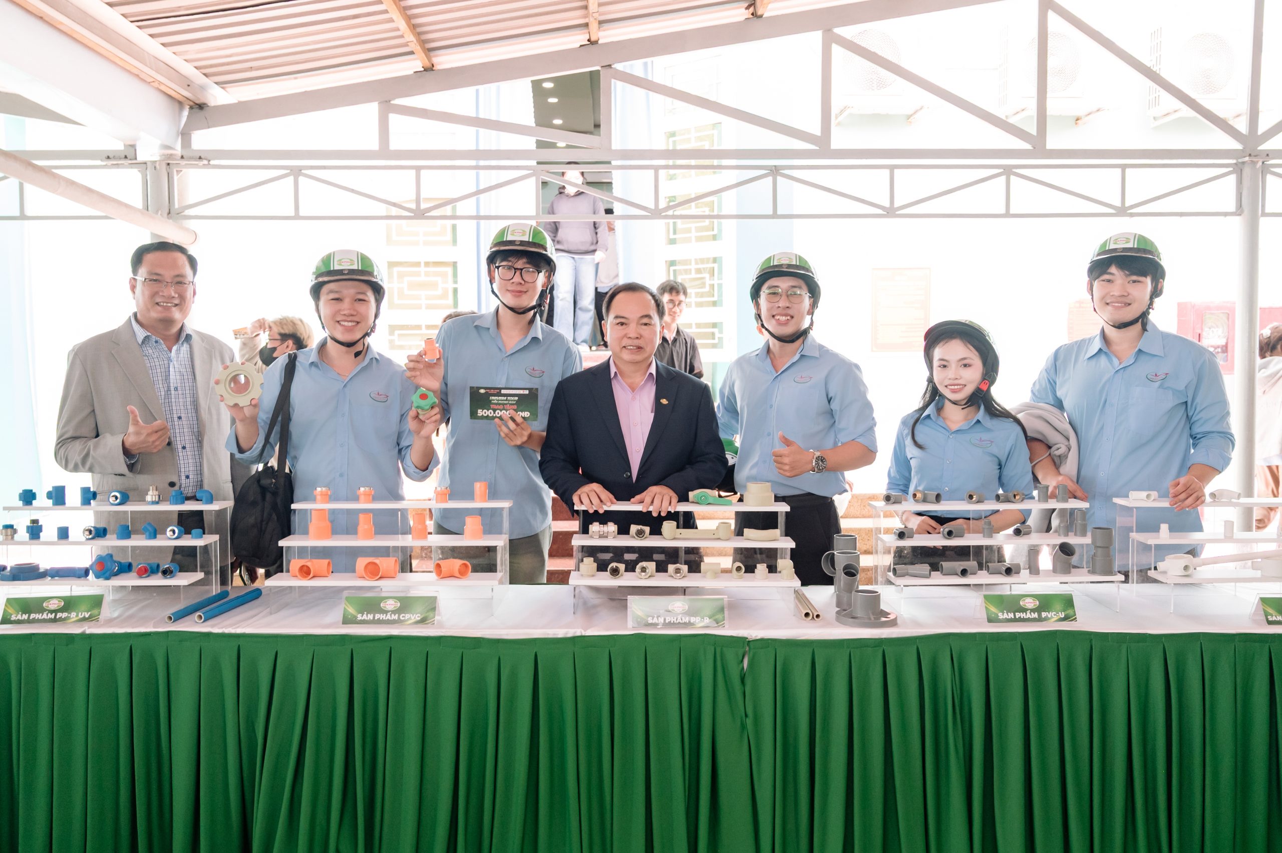 Chương trình mang đến cho sinh viên nhiều trải nghiệm thực tiễn, góp phần mở rộng góc nhìn ngành nghề và nâng cao tư duy ứng dụng trong lĩnh vực kỹ thuật - xây dựng.