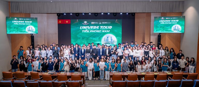 [UNITOUR] TIỀN PHONG NAM CÙNG ĐẠI HỌC KINH TẾ TP.HCM MỞ RỘNG GÓC NHÌN VỀ ĐÔ THỊ THÔNG MINH VÀ PHÁT TRIỂN BỀN VỮNG