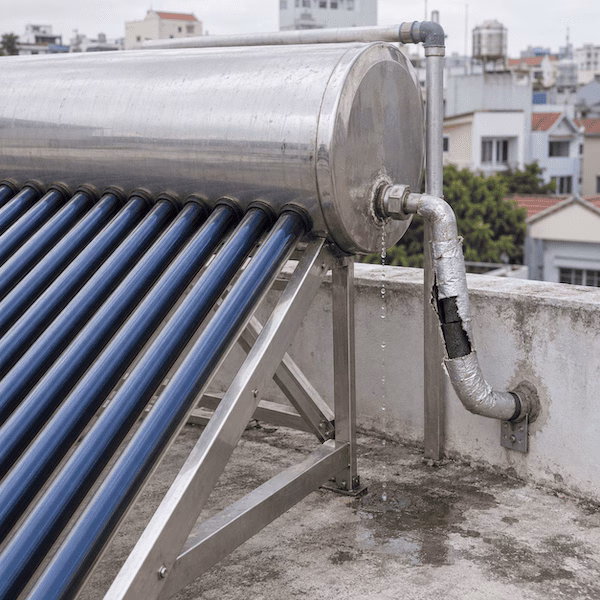lỗi thường gặp máy nước nóng năng lượng mặt trời